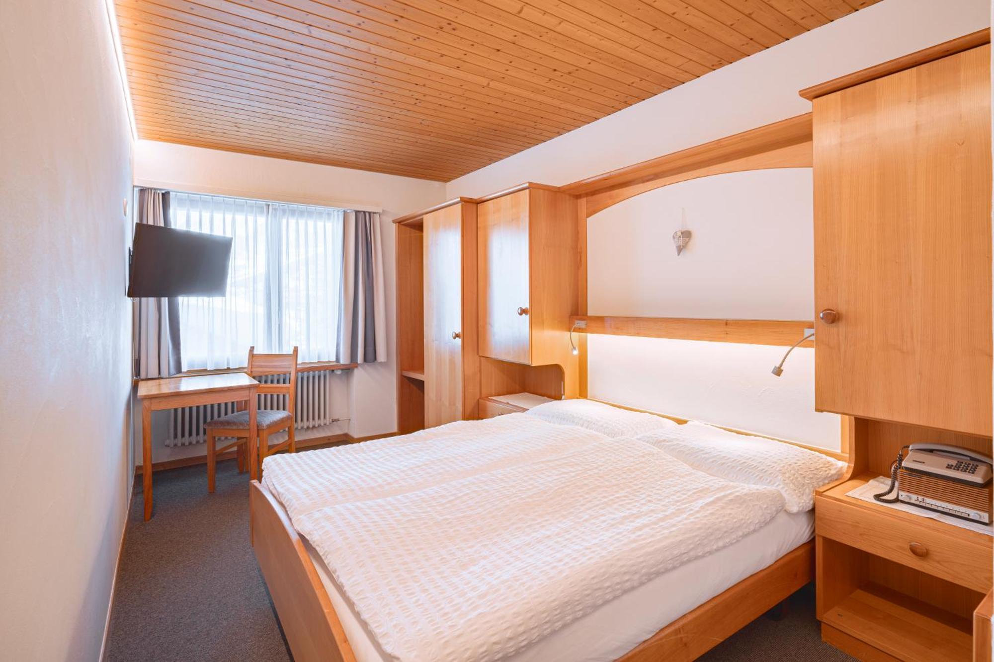 Hotel Parnass Церматт Экстерьер фото