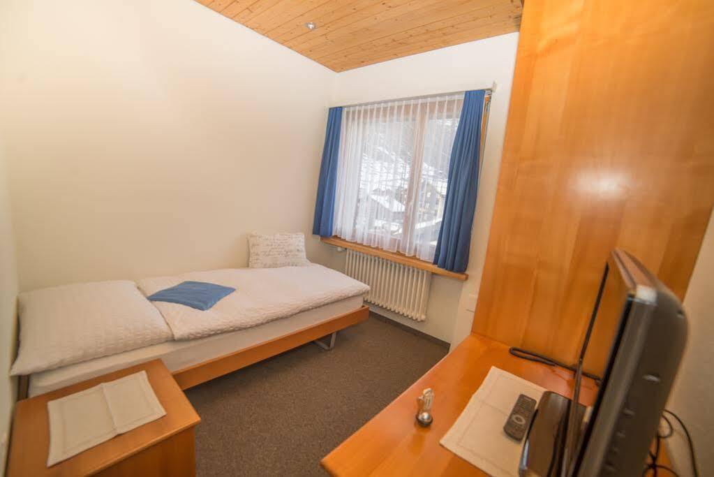 Hotel Parnass Церматт Экстерьер фото